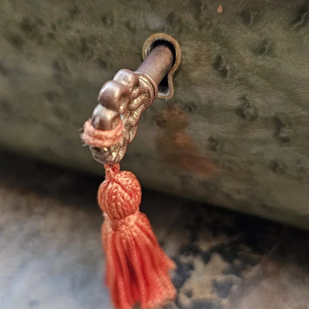 VINTAGE Music Box ISLE OF CAPRI🎶 Italian Swiss Movement Exquisite - Picture 2 of 9